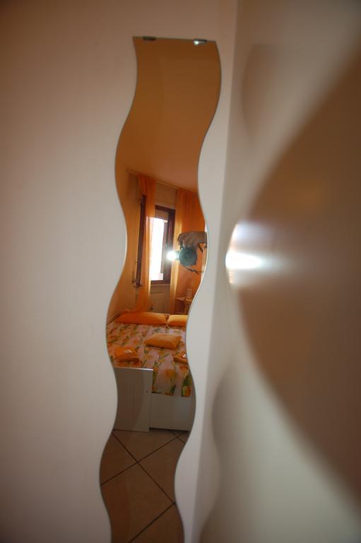Guest house La Rosa Scarlatta Broseta 2*